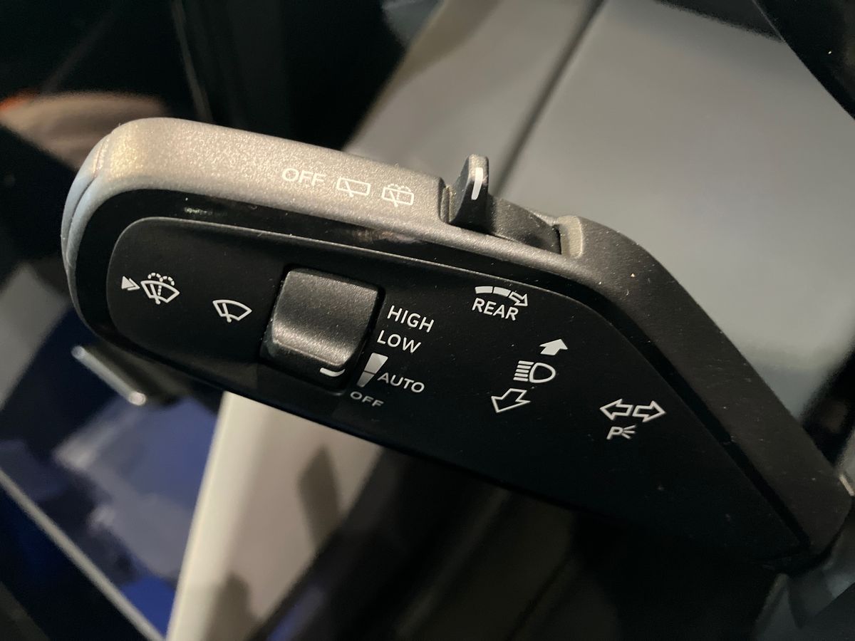 Used Ford Explorer 2025 for sale - 77061789: Photo 43