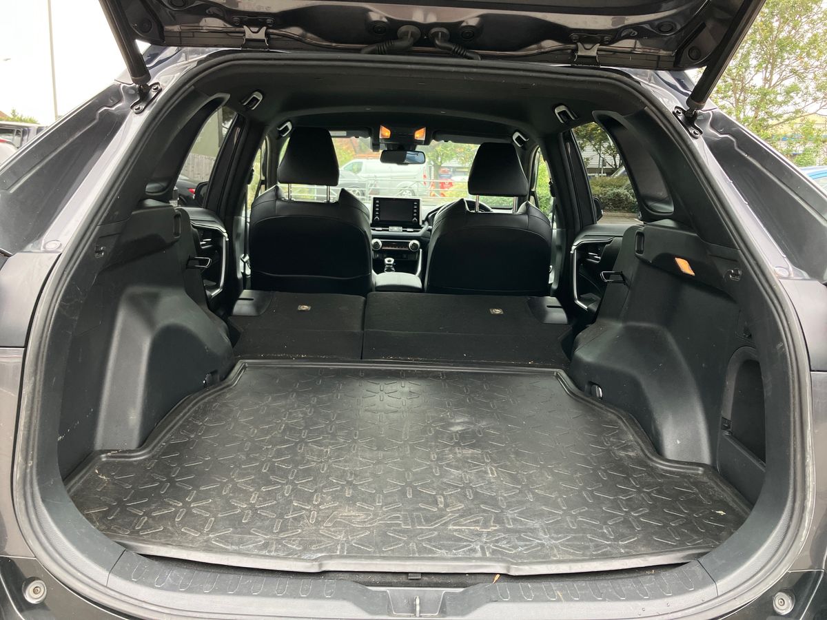 Used Toyota RAV4 2020 for sale - 76128222: Photo 24