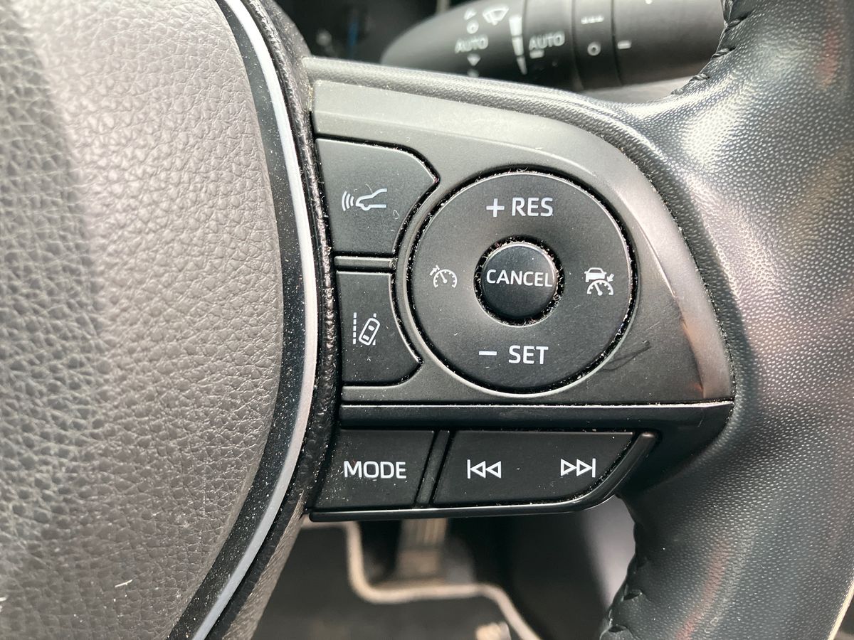 Used Toyota RAV4 2020 for sale - 76128222: Photo 40