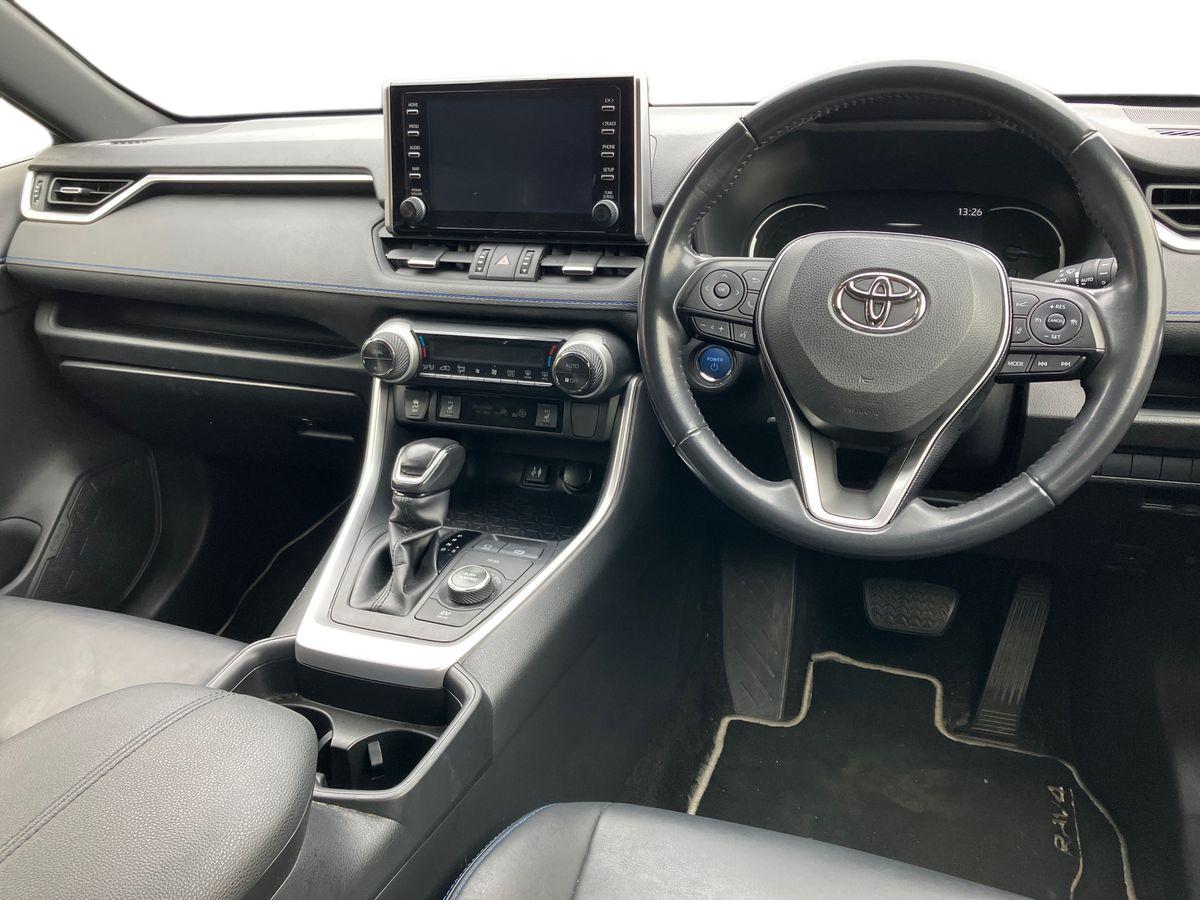 Used Toyota RAV4 2020 for sale - 76128222: Photo 9