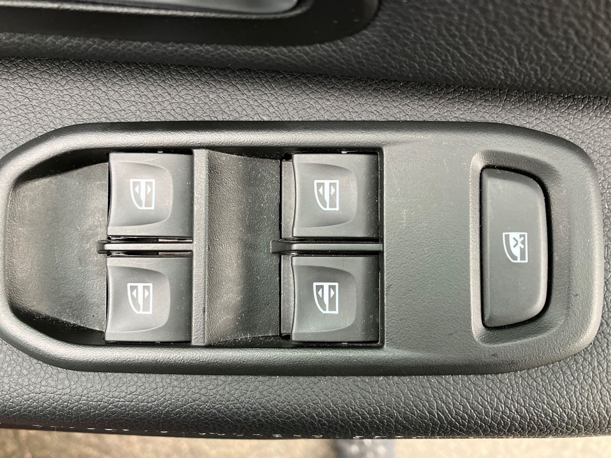 Used Dacia Duster 2022 for sale - 76436820: Photo 18