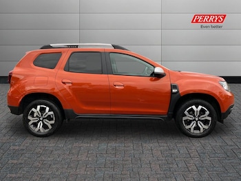 Used Dacia Duster 2022 for sale - 76436820: Photo