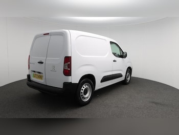 Used Peugeot Partner 2023 for sale - 77117299: Photo