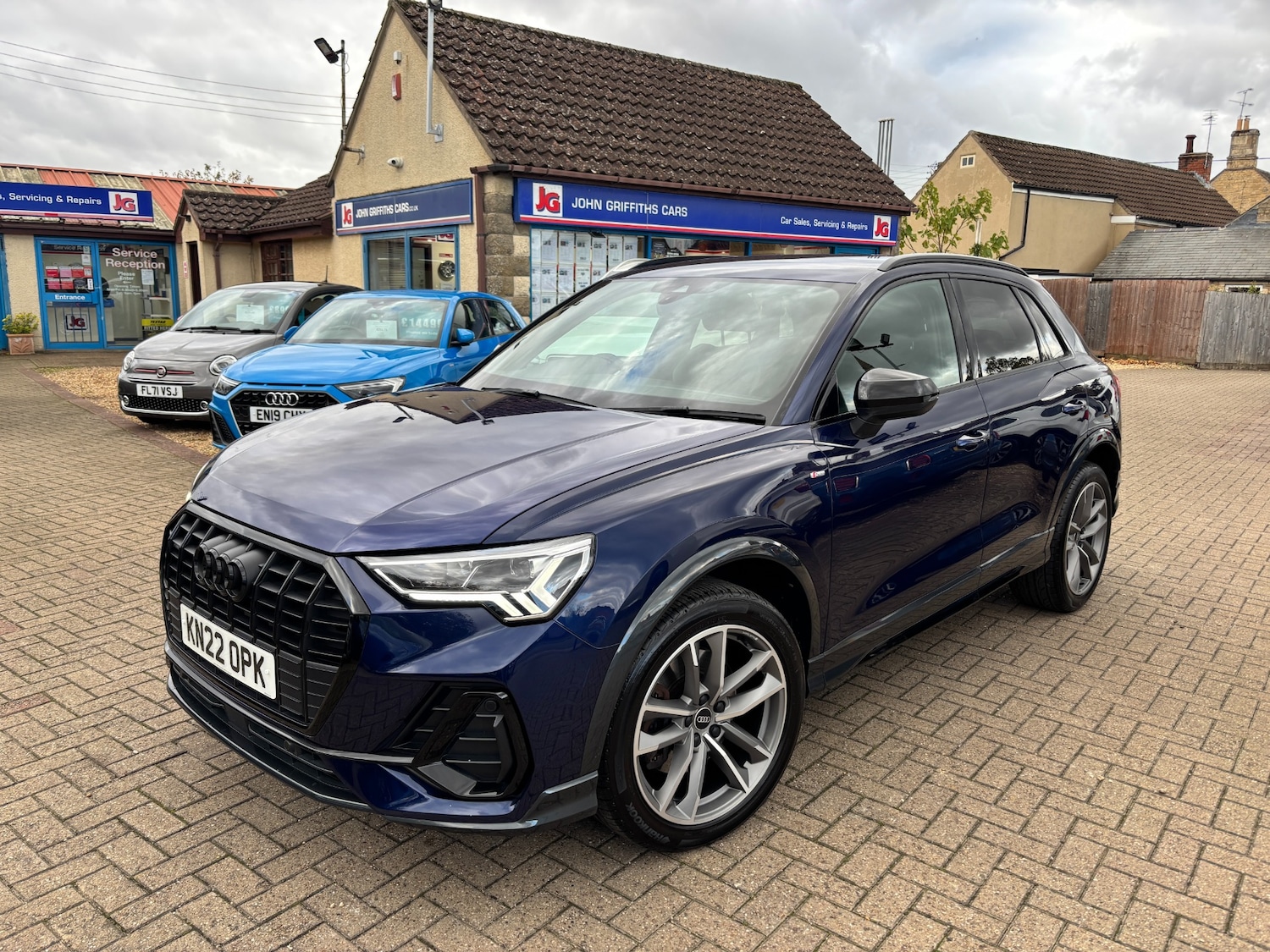 Used Audi Q3 2022 for sale - 76393846: Photo 1