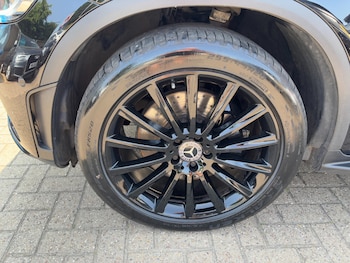 Used Mercedes-Benz GLC 2019 for sale - 74971258: Photo