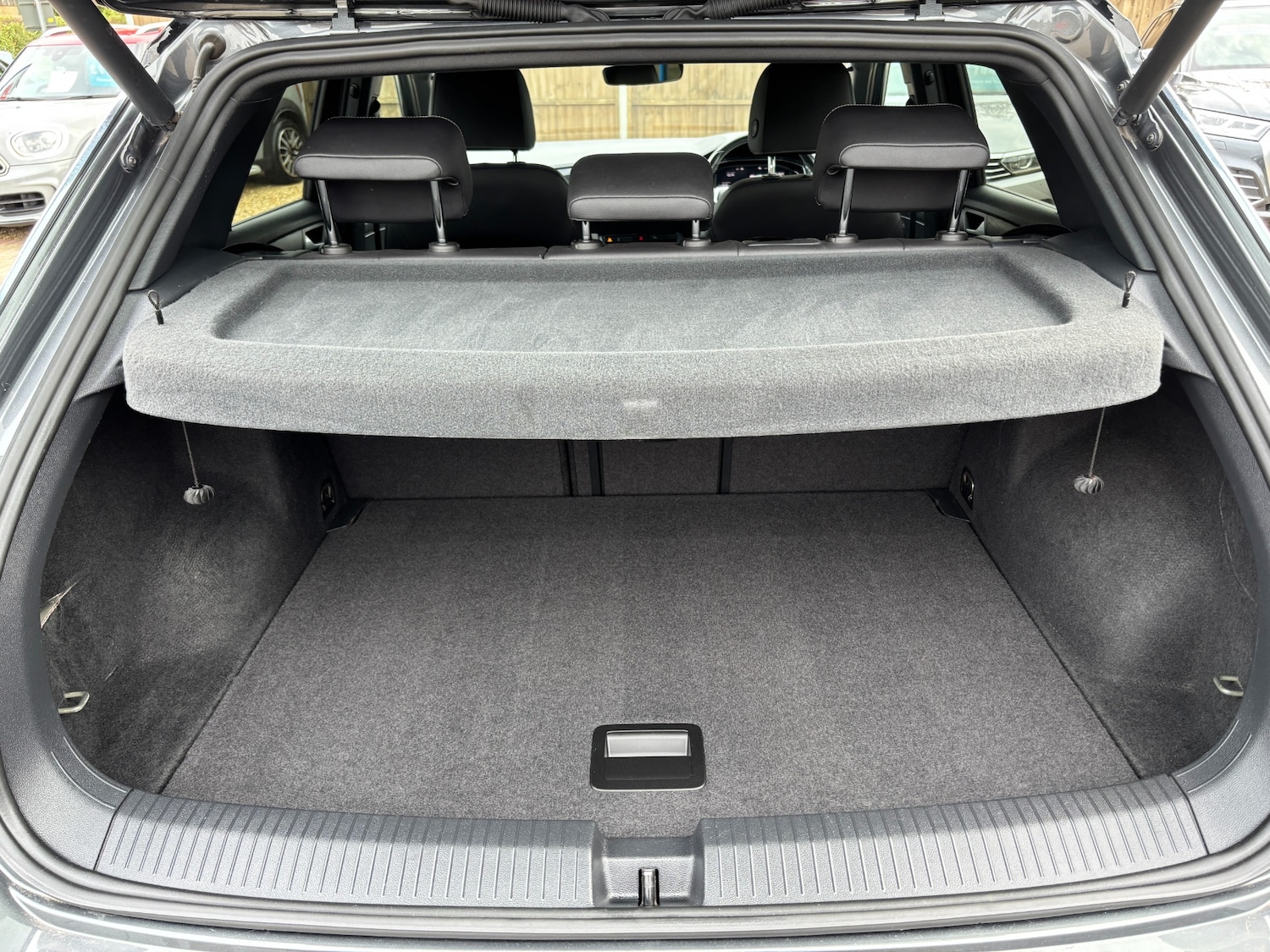 Used Volkswagen T-Roc 2019 for sale - 75829606: Photo 12