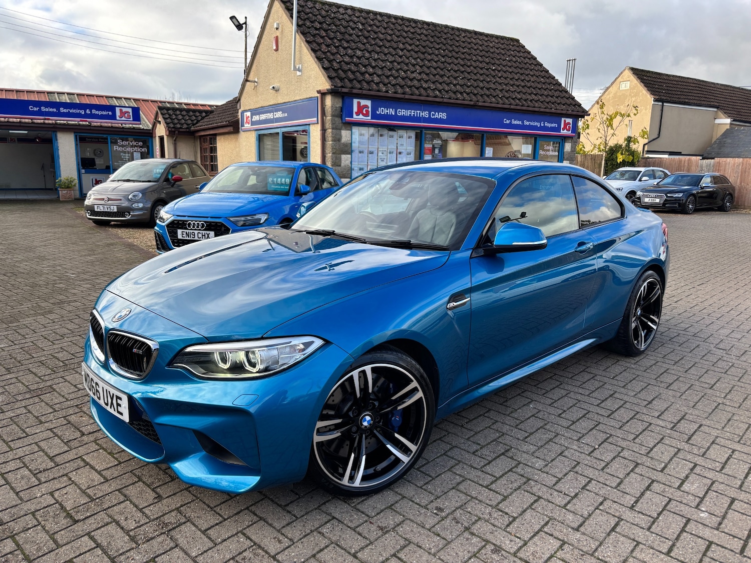 Used BMW M2 2017 for sale - 76427836: Photo 1