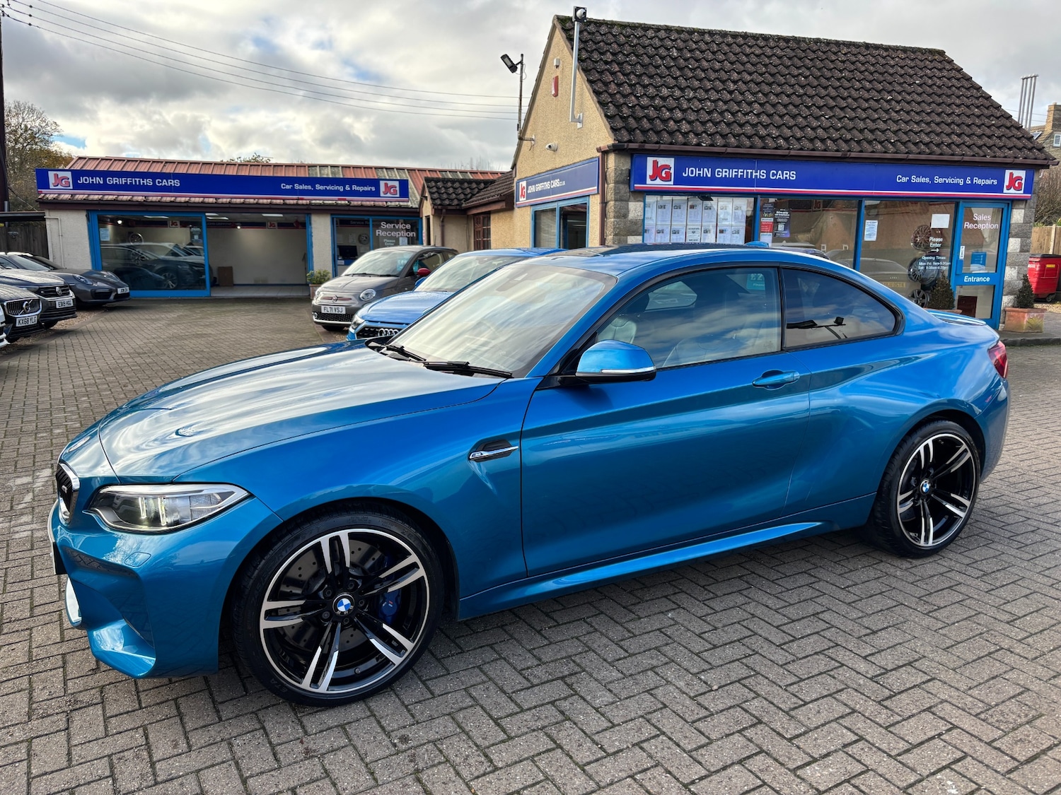 Used BMW M2 2017 for sale - 76427836: Photo 19