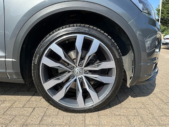 Used Volkswagen T-Roc 2020 for sale - 78979480: Photo