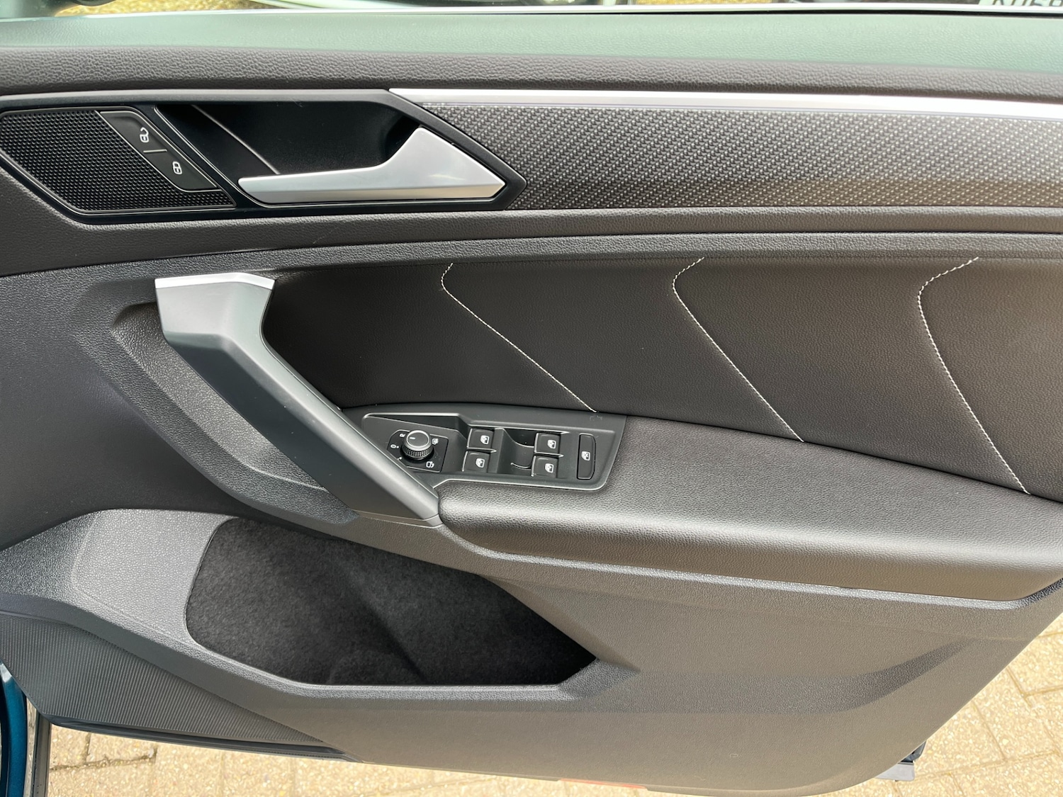 Used Volkswagen Tiguan 2021 for sale - 77532154: Photo 10