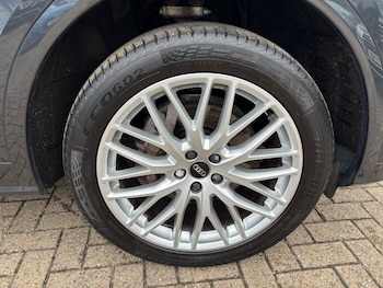 Used Audi Q5 2019 for sale - 75381077: Photo