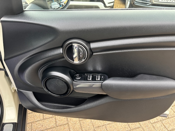 Used MINI Hatch 2019 for sale - 76193374: Photo 10