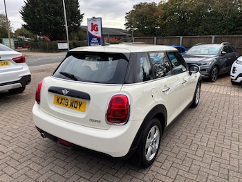 Used MINI Hatch 2019 for sale - 76193374: Photo 2
