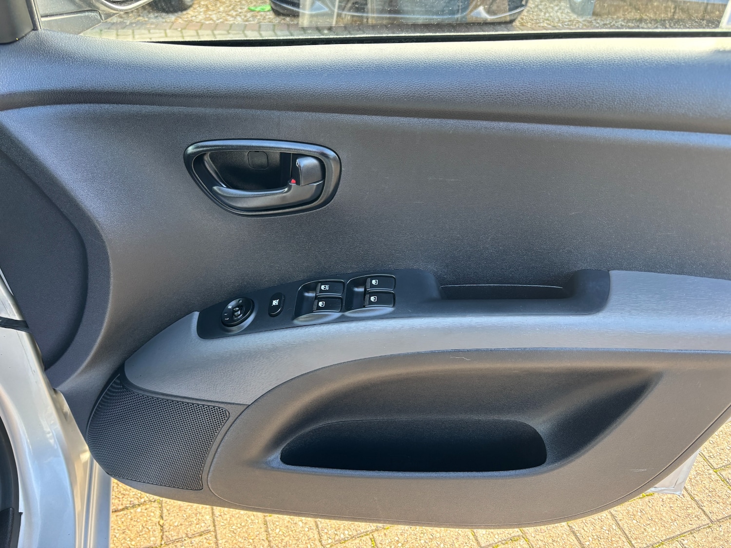 Used Hyundai i10 2013 for sale - 76640607: Photo 11