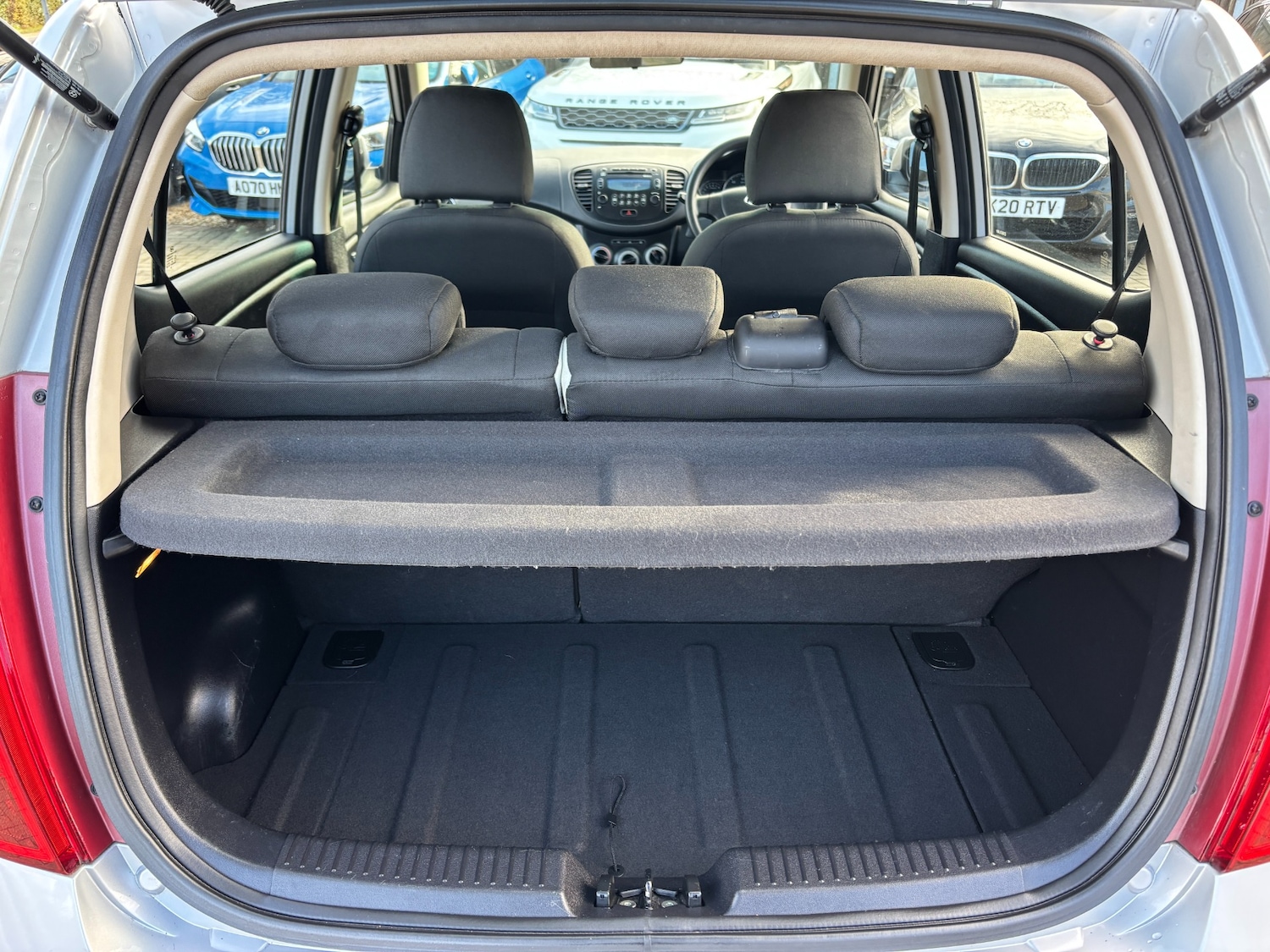 Used Hyundai i10 2013 for sale - 76640607: Photo 12