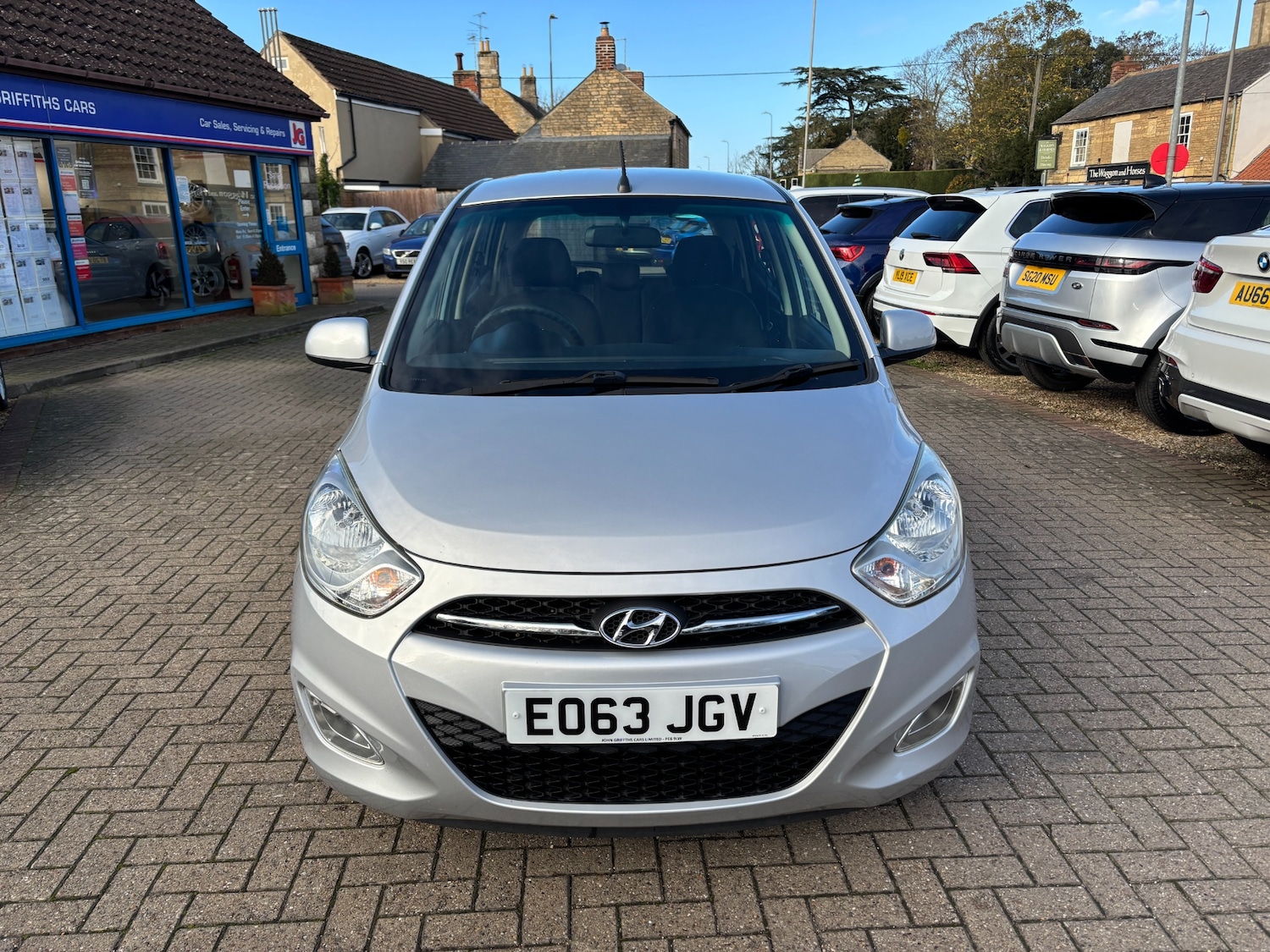 Used Hyundai i10 2013 for sale - 76640607: Photo 14