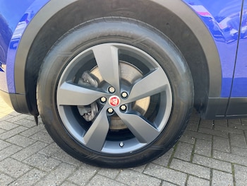 Used Jaguar E-Pace 2019 for sale - 78722345: Photo