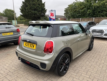 Used MINI Hatch 2019 for sale - 79208609: Photo