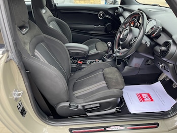 Used MINI Hatch 2019 for sale - 79208609: Photo