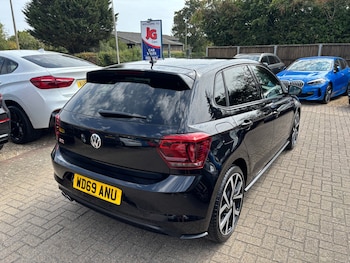 Used Volkswagen Polo 2019 for sale - 75525430: Photo