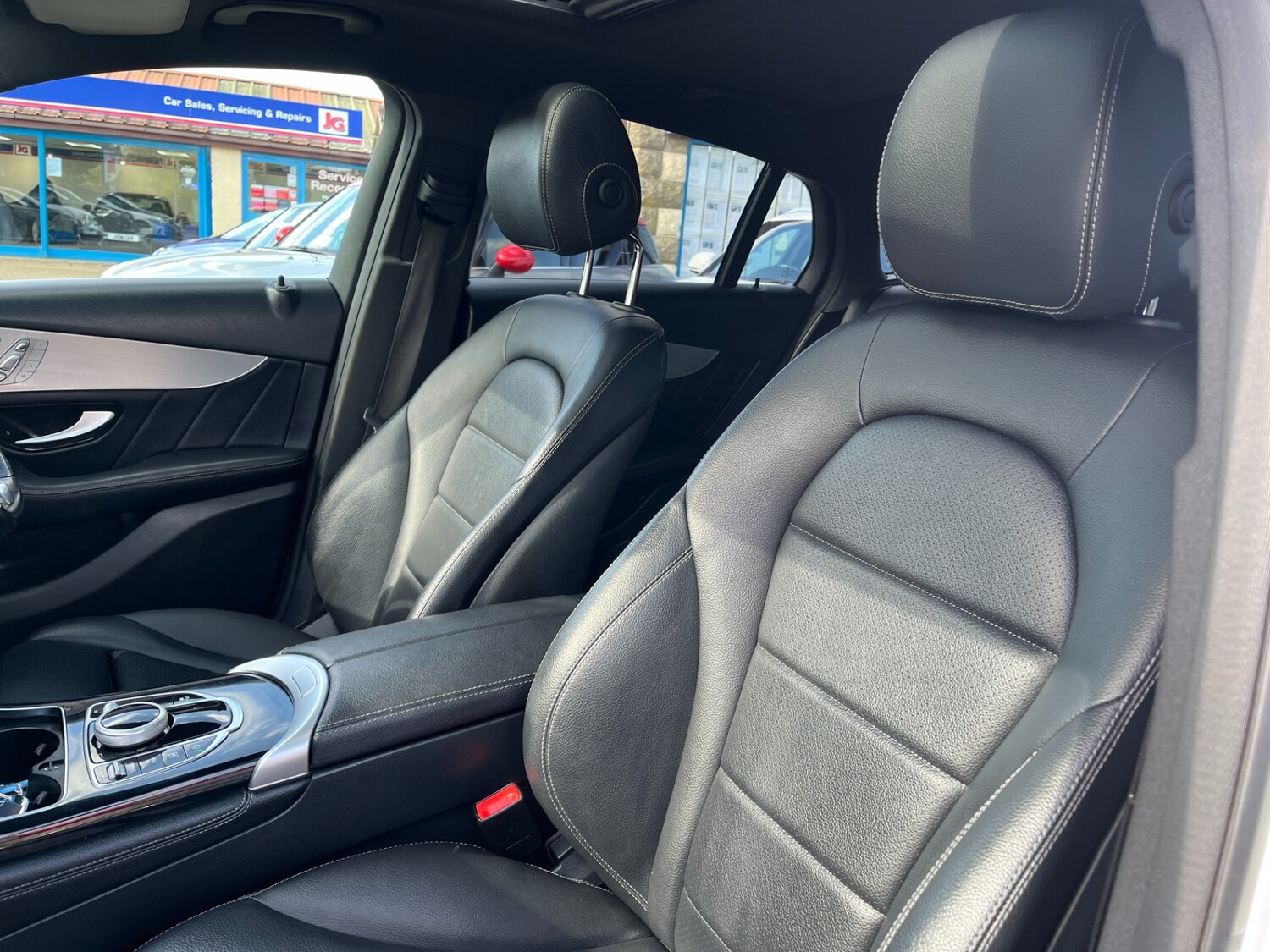 Used Mercedes-Benz GLC 2018 for sale - 78053352: Photo 10