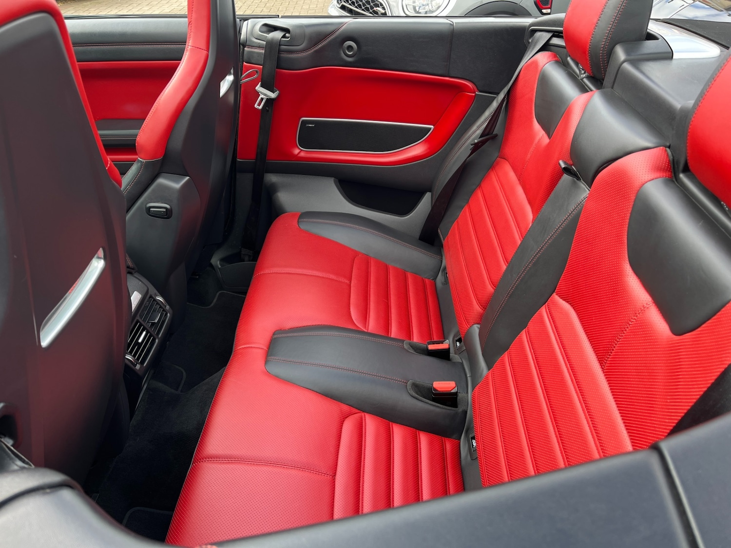 Used Land Rover Range Rover Evoque 2018 for sale - 78150182: Photo 10