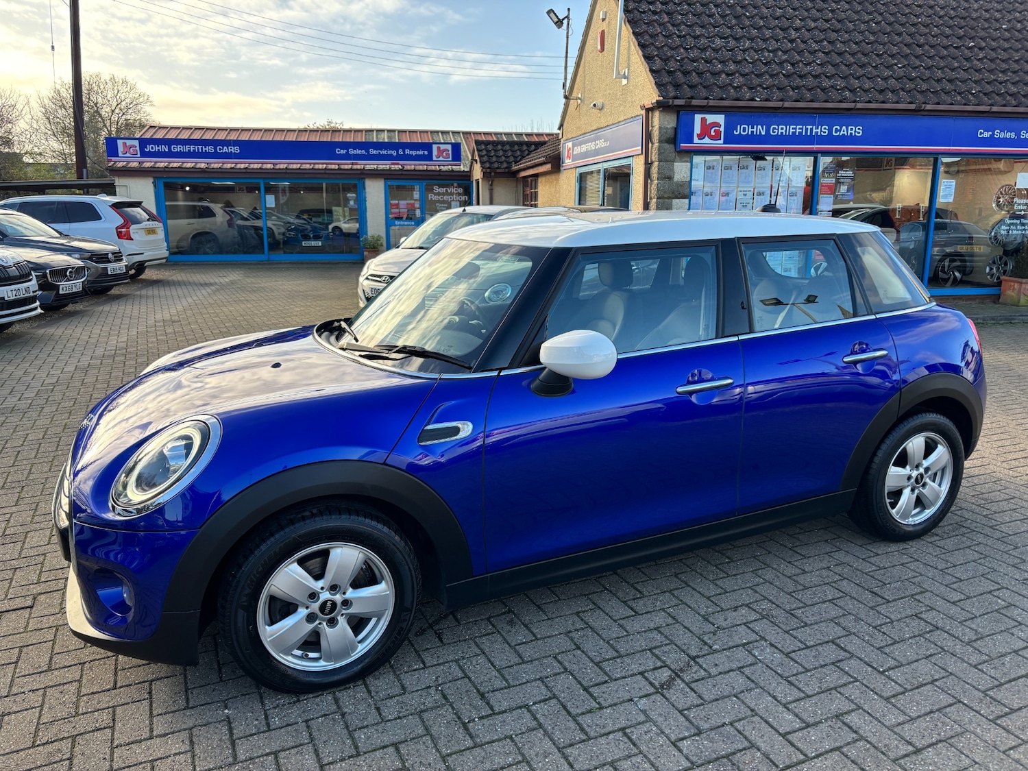 Used MINI Hatch 2020 for sale - 76613545: Photo 18