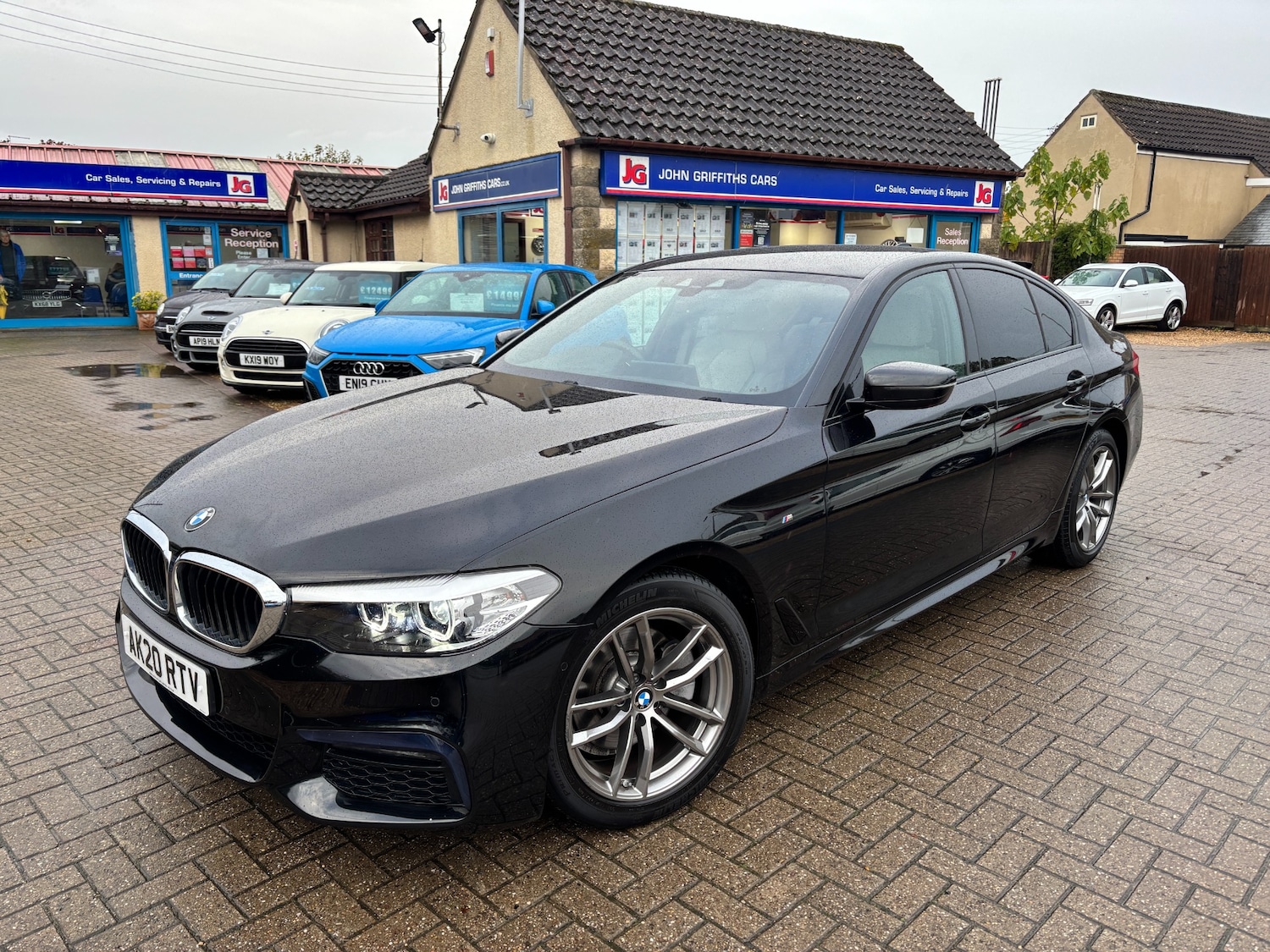 Used BMW 5 Series 2020 for sale - 76355374: Photo 1