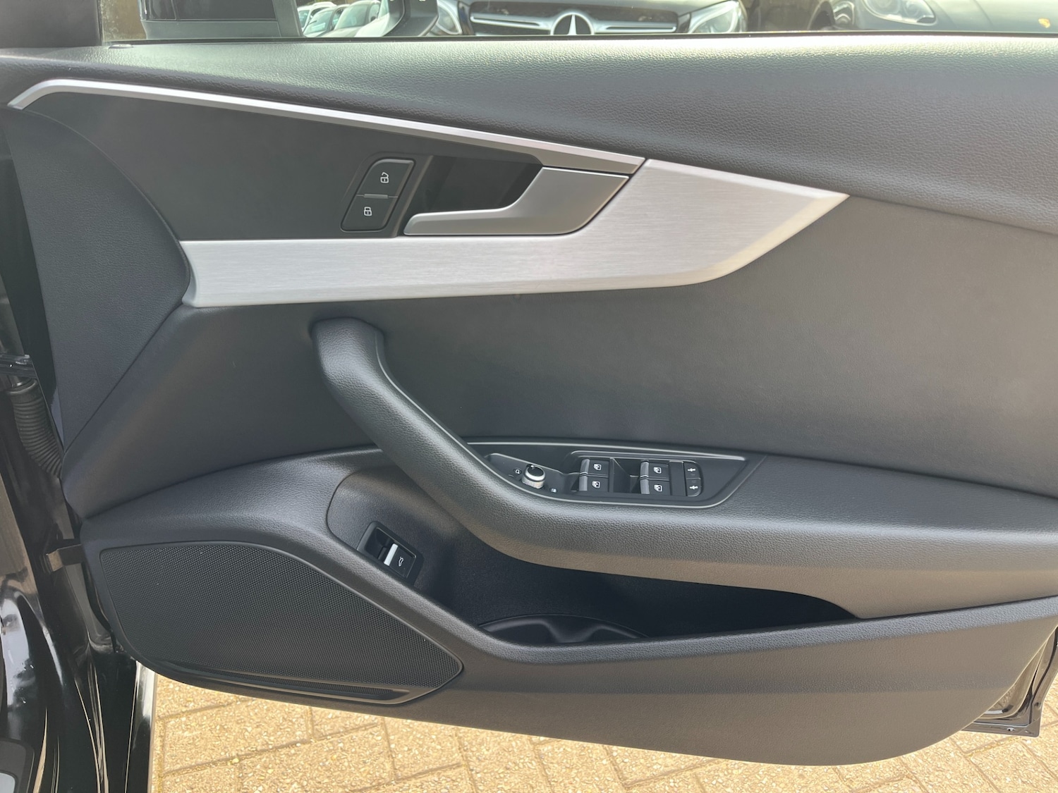 Used Audi A4 2017 for sale - 77988518: Photo 11