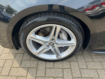 Used Audi A4 2017 for sale - 77988518: Photo