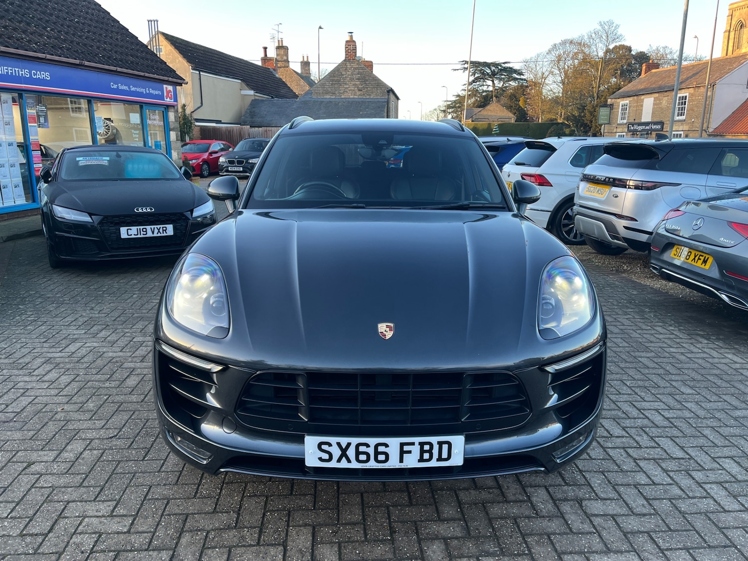 Used Porsche Macan 2016 for sale - 77225472: Photo 17