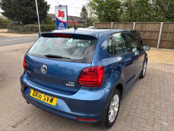 Used Volkswagen Polo 2016 for sale - 74374904: Photo