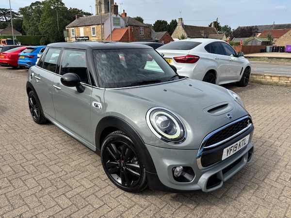 Used MINI Hatch 2019 for sale - 76143321: Photo 17