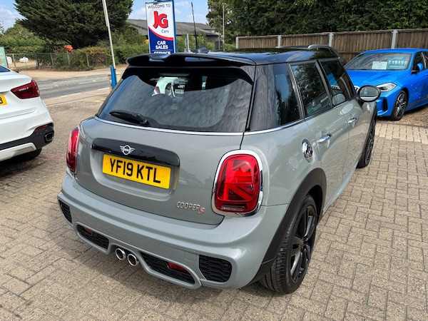 Used MINI Hatch 2019 for sale - 76143321: Photo 2