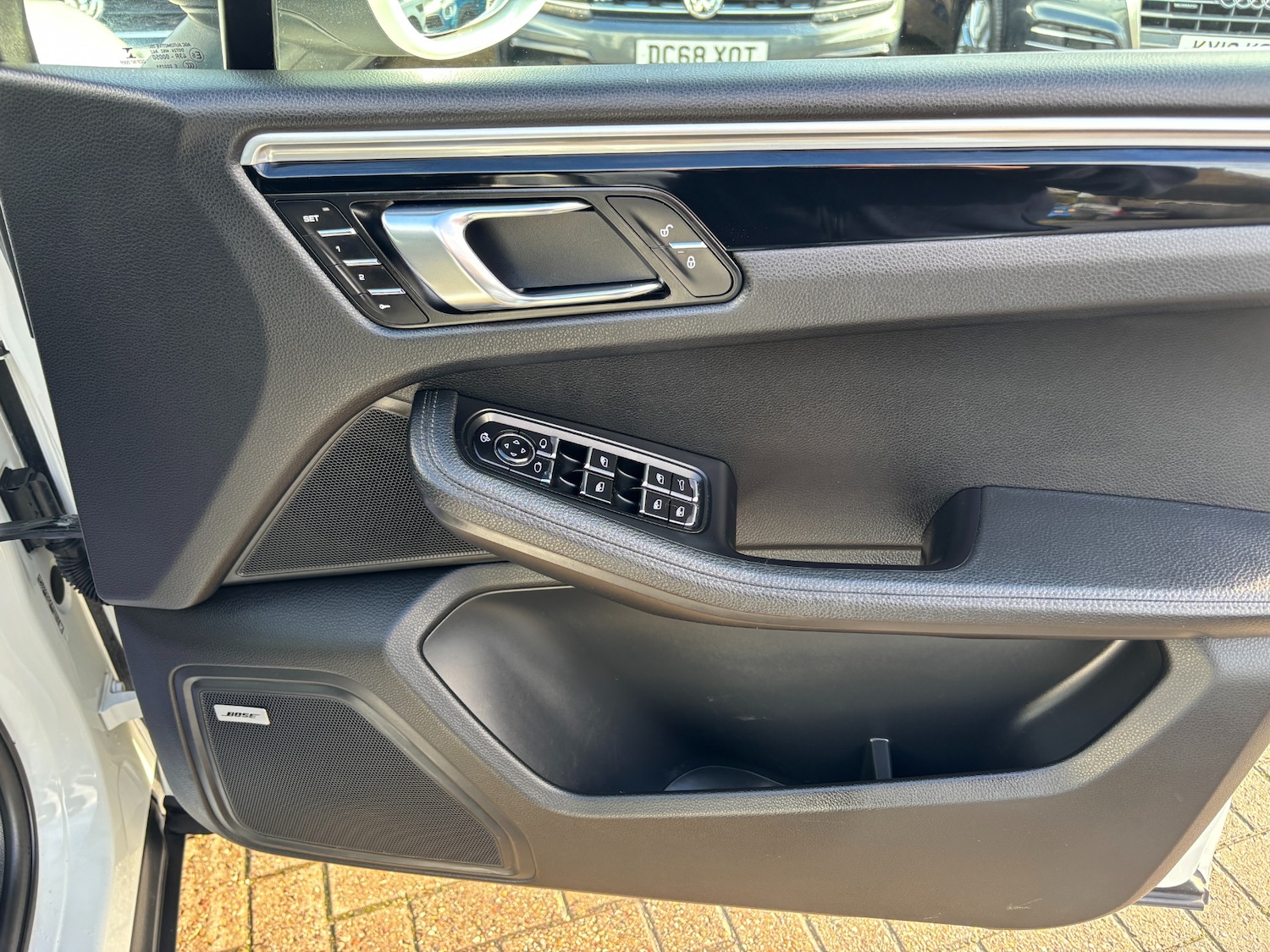 Used Porsche Macan 2018 for sale - 76329804: Photo 12