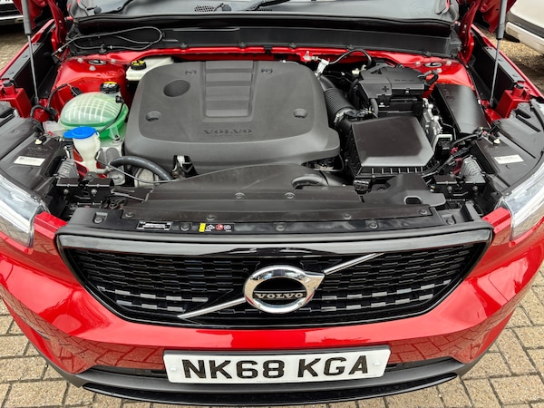 Used Volvo XC40 2018 for sale - 75382611: Photo 15