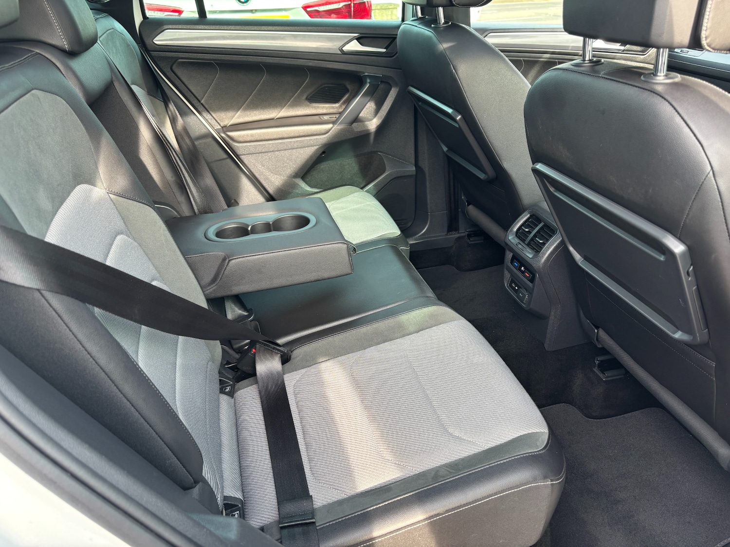 Used Volkswagen Tiguan 2019 for sale - 76184180: Photo 12