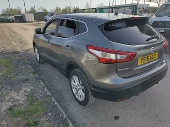 Used Nissan Qashqai 2015 for sale - 79073052: Photo