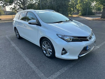Used Toyota Auris 2015 for sale - 79359473: Photo