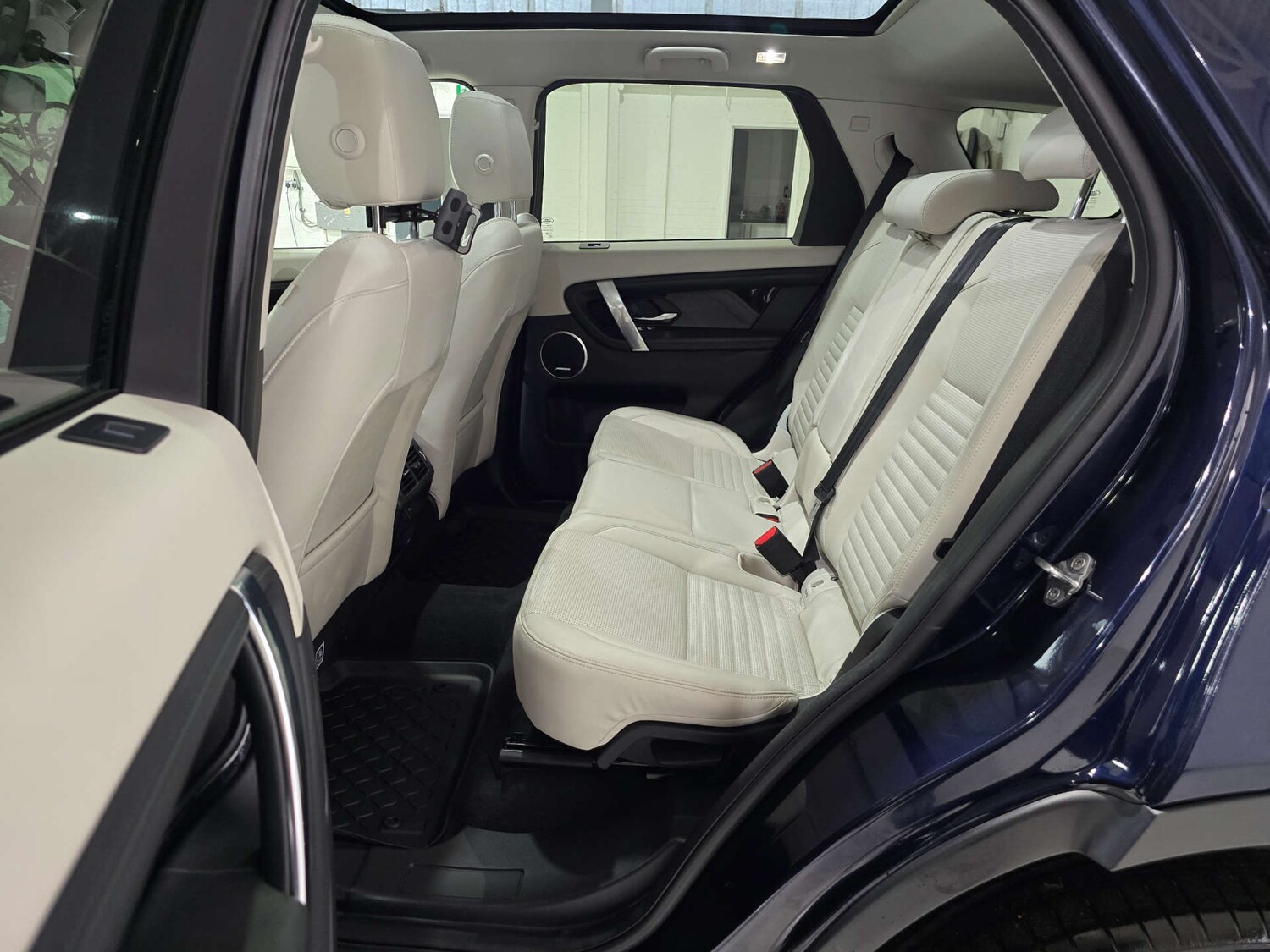 Used Land Rover Discovery Sport 2021 for sale - 77497856: Photo 34