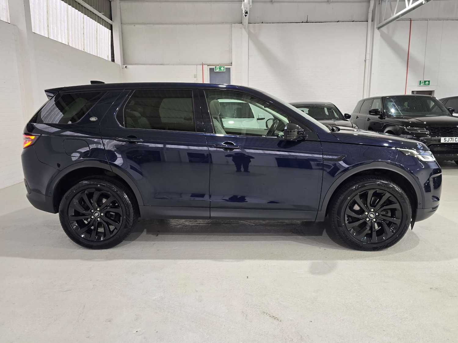 Used Land Rover Discovery Sport 2021 for sale - 77497856: Photo 4