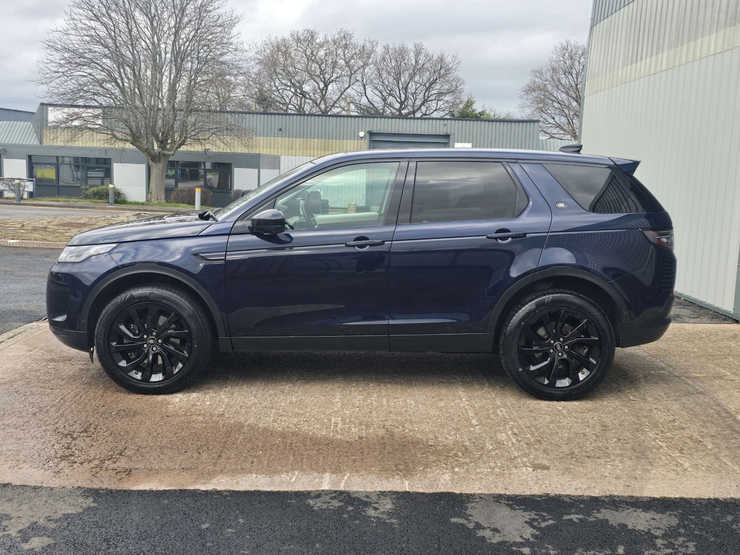Used Land Rover Discovery Sport 2021 for sale - 77917749: Photo 12