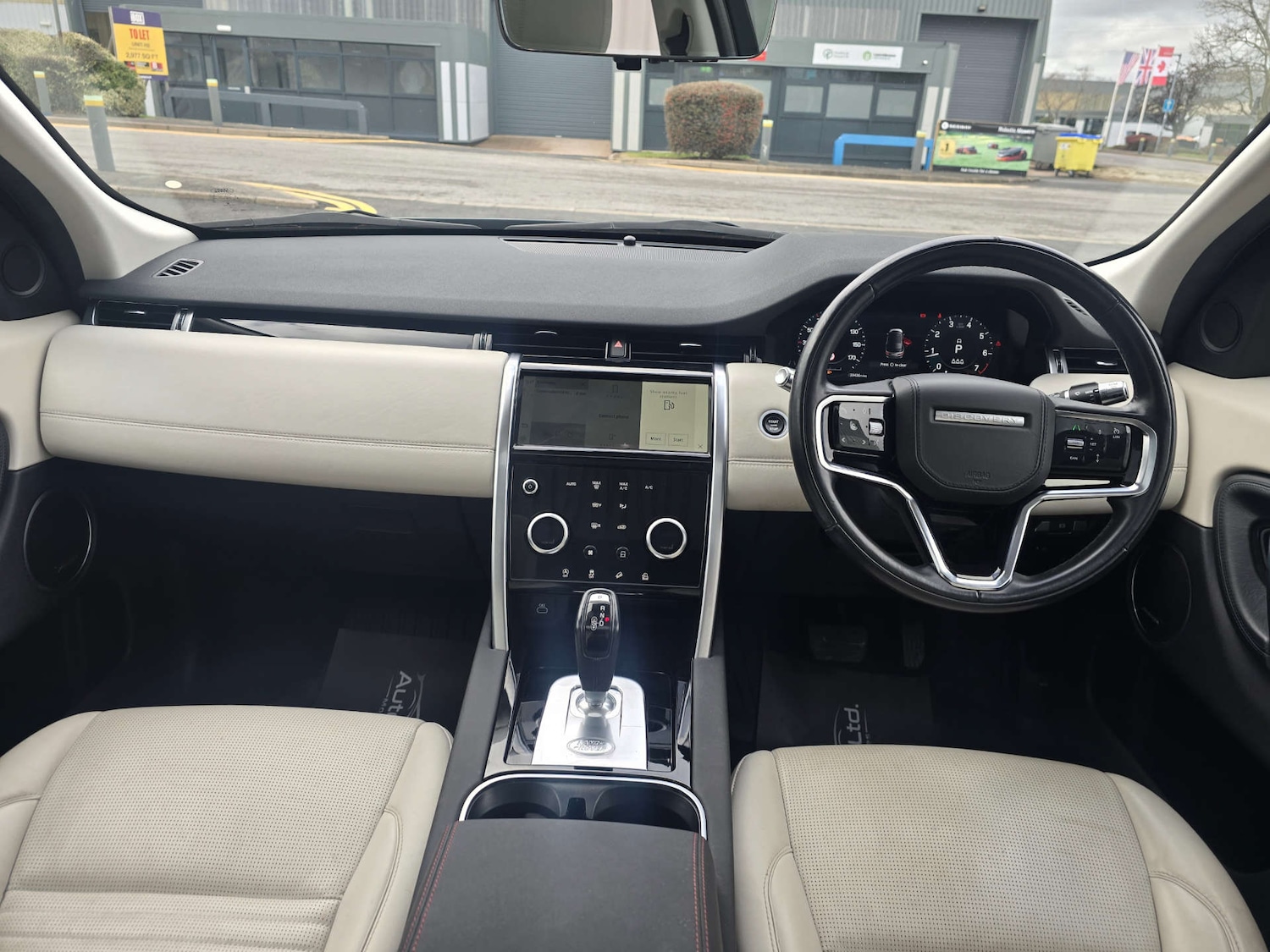 Used Land Rover Discovery Sport 2021 for sale - 77917749: Photo 14