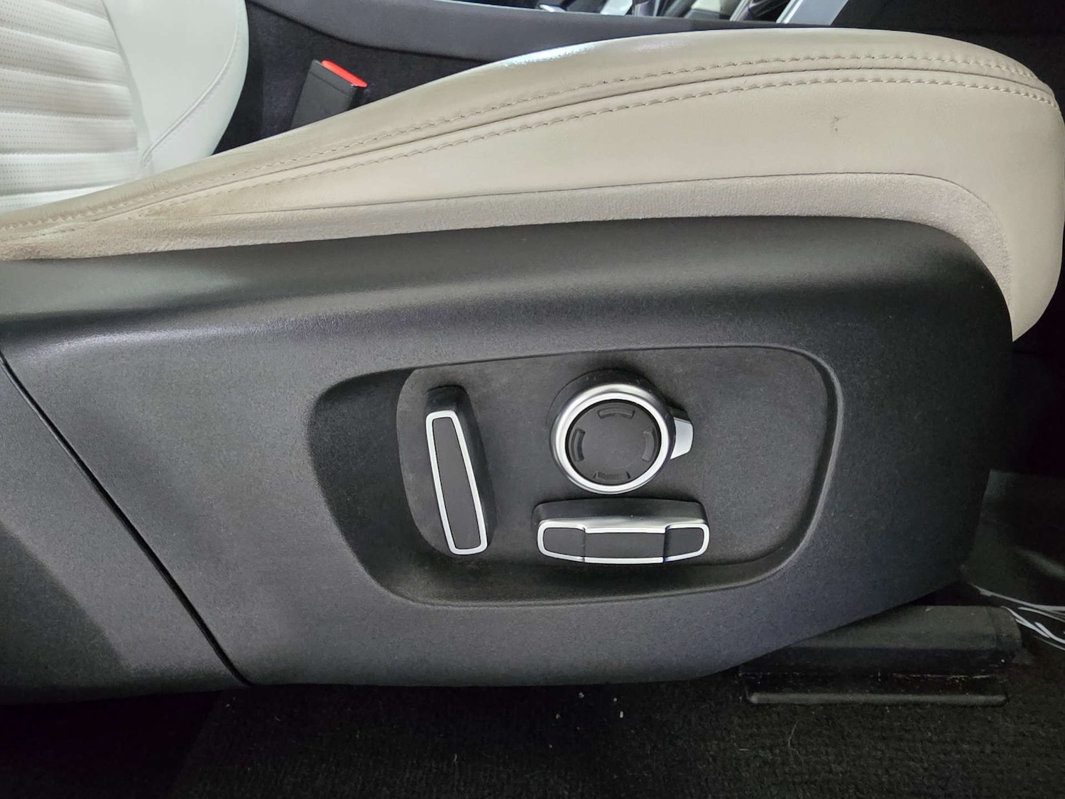 Used Land Rover Discovery Sport 2021 for sale - 77917749: Photo 22