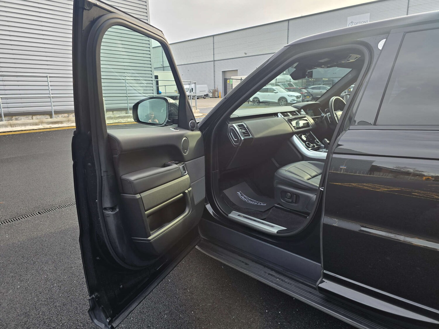 Used Land Rover Range Rover Sport 2021 for sale - 77497852: Photo 43