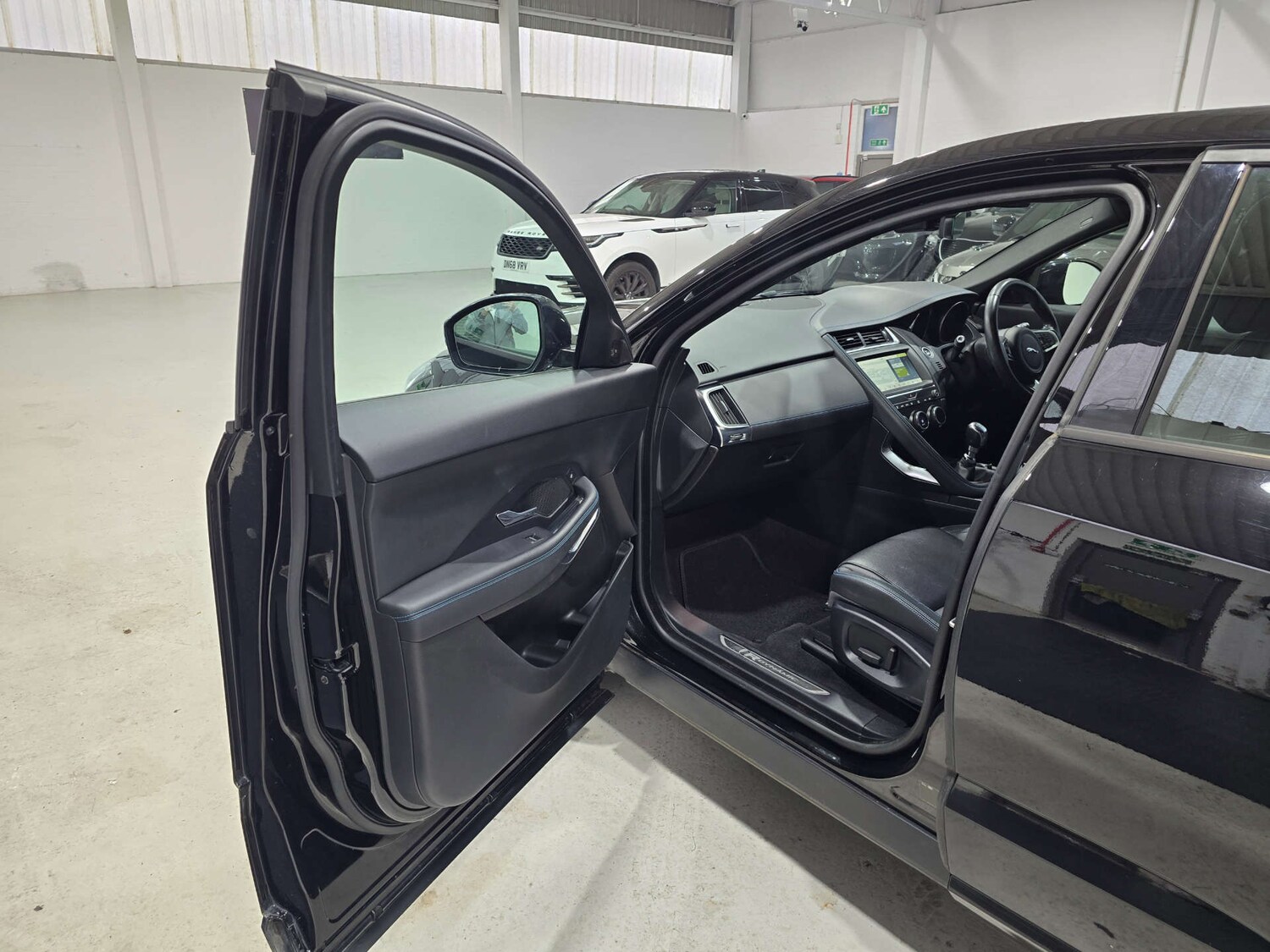 Used Jaguar E-Pace 2019 for sale - 77497851: Photo 32