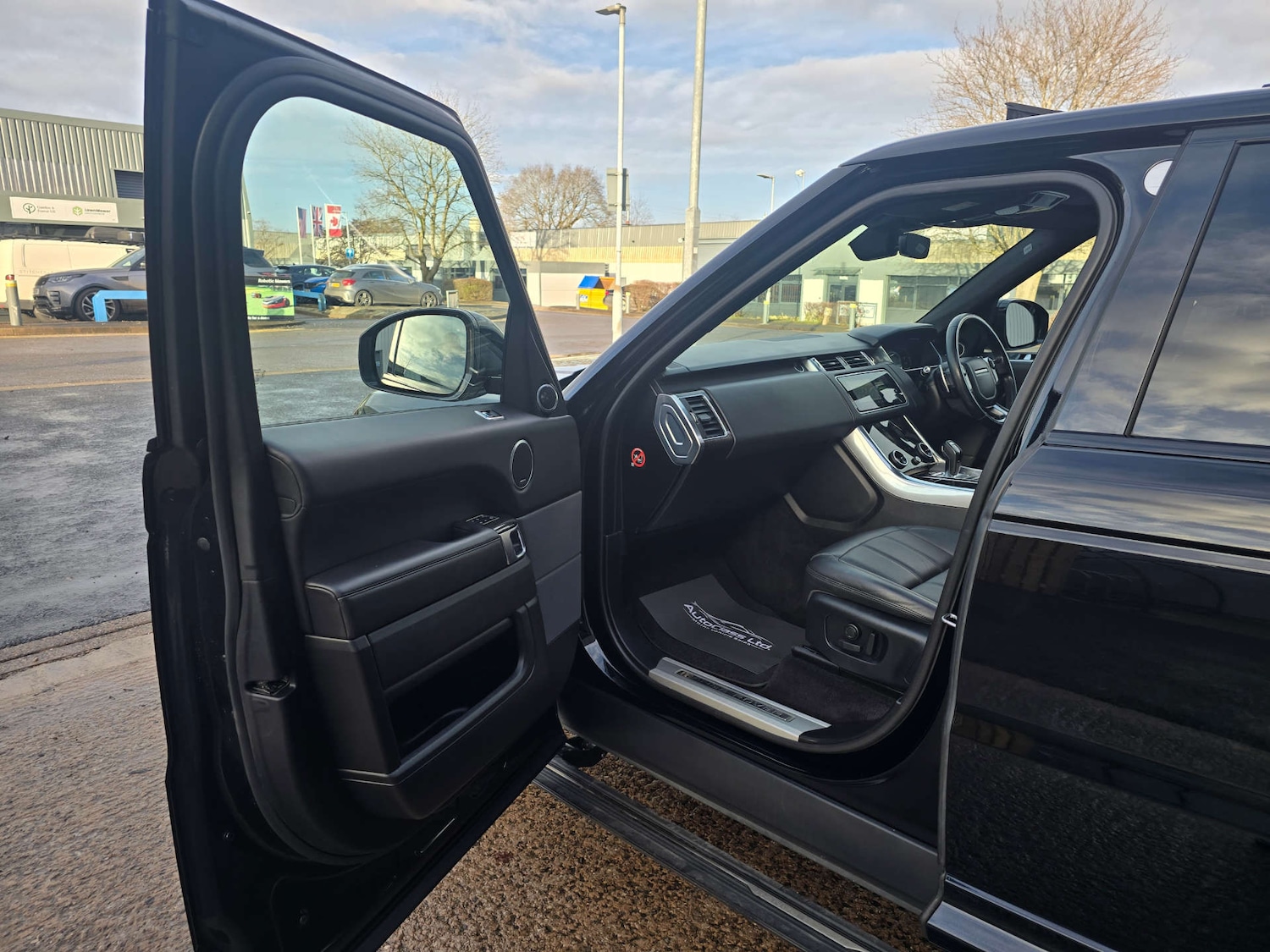 Used Land Rover Range Rover Sport 2018 for sale - 77490230: Photo 33