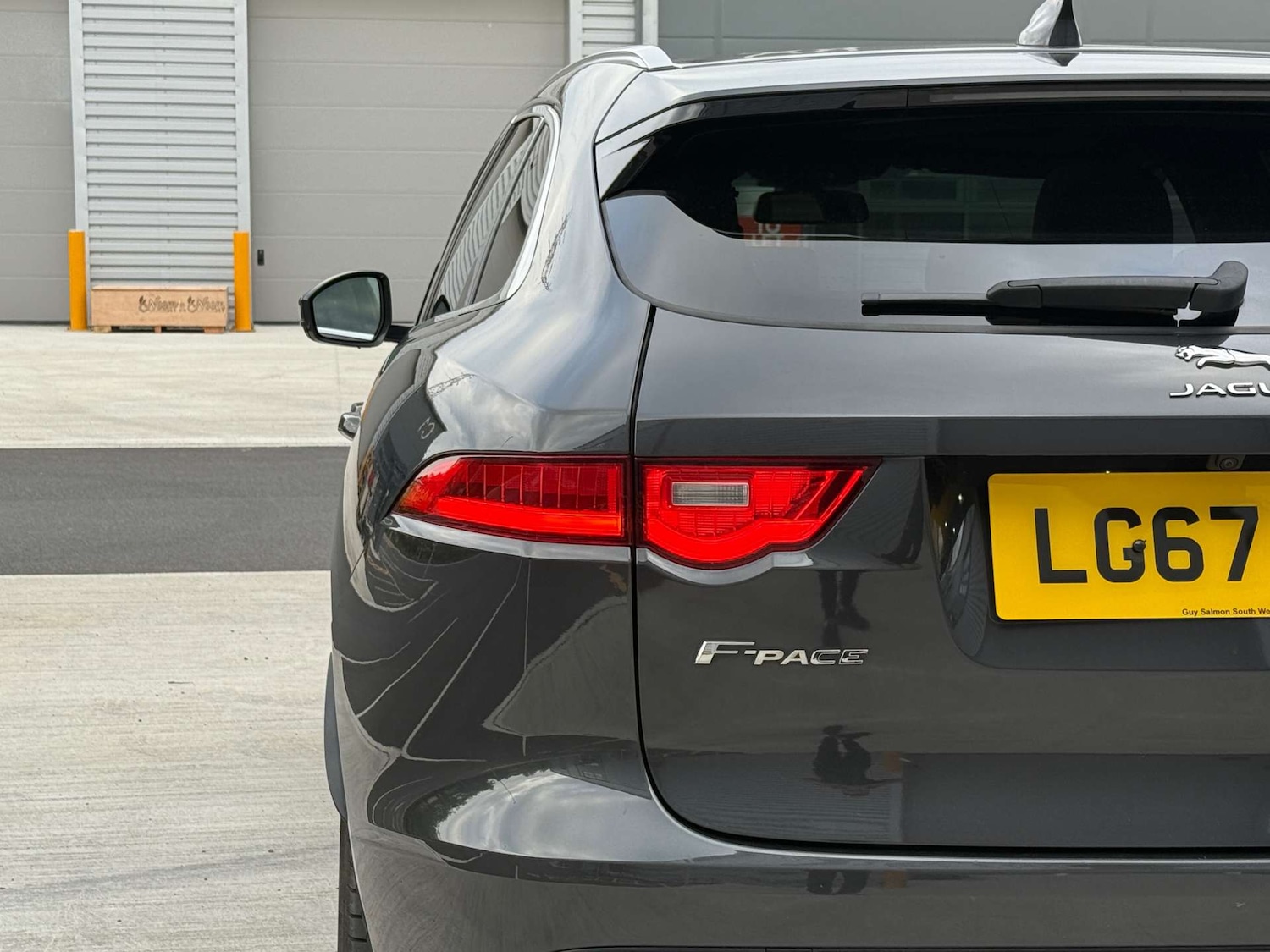 Used Jaguar F-Pace 2017 for sale - 77745406: Photo 7