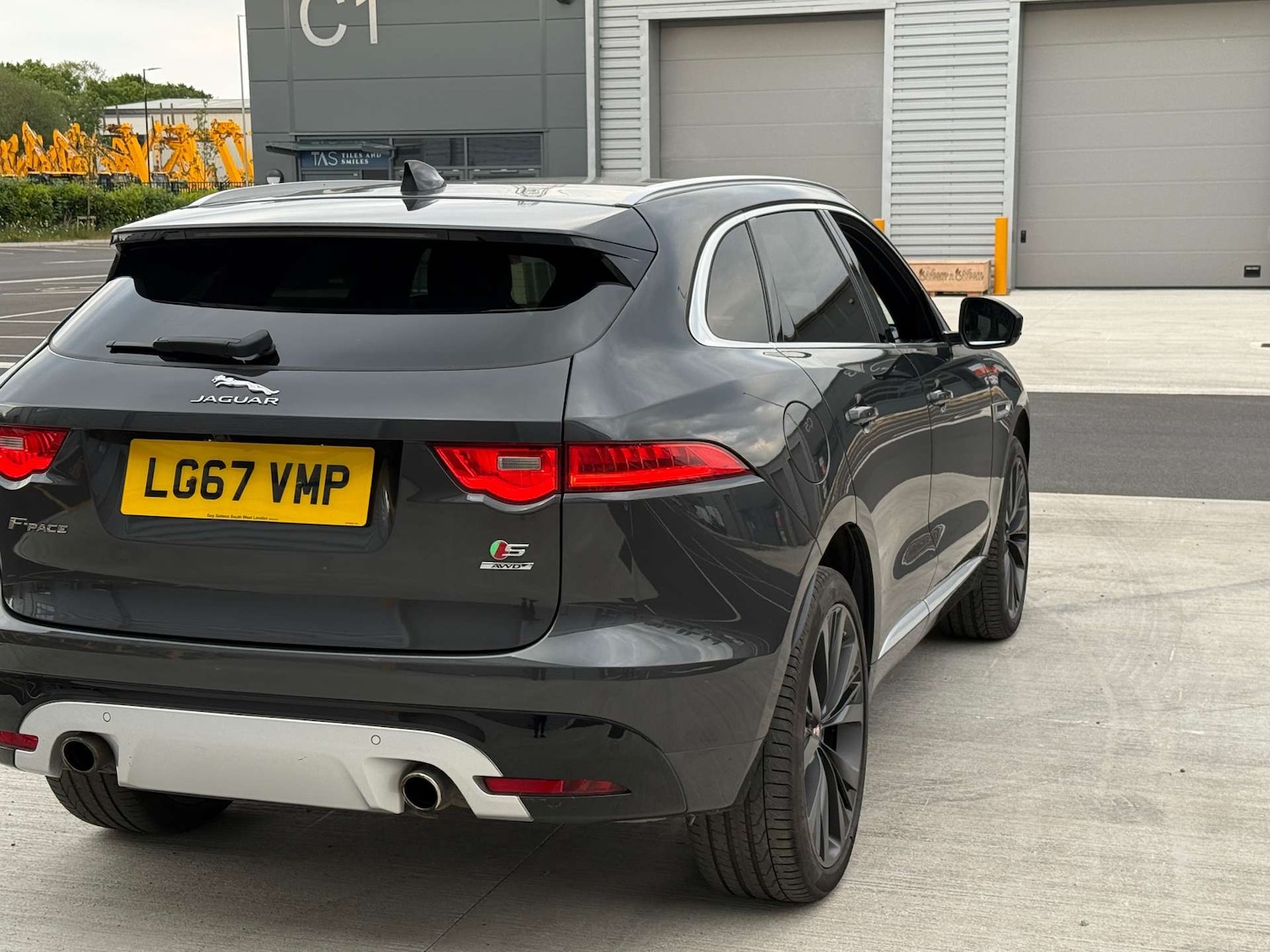 Used Jaguar F-Pace 2017 for sale - 77745406: Photo 8