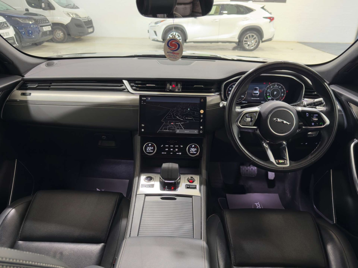 Used Jaguar F-Pace 2022 for sale - 77621920: Photo 8